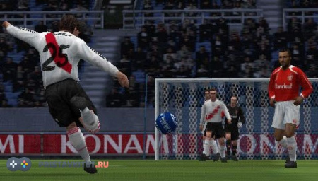 Pro Evolution Soccer 2008 (PSP)